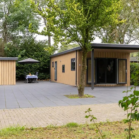 Schitterend Gelegen Luxe Ingericht 6 Persoons Aan De Bossen In 4-15