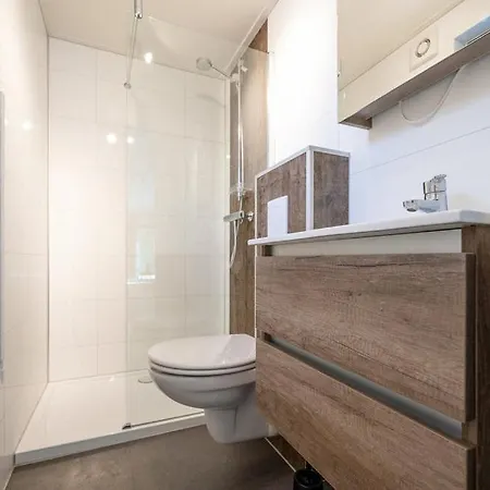 Schitterend Gelegen Luxe Ingericht 6 Persoons Aan De Bossen In 4-15