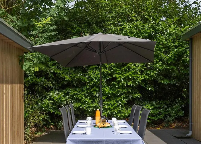 Schitterend Gelegen Luxe Ingericht 6 Persoons Aan De Bossen In 4-15 Alpstuga Putten