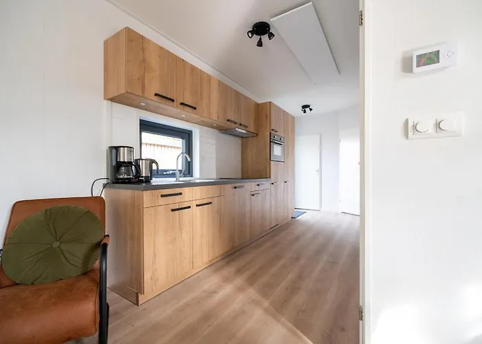 Schitterend Gelegen Luxe Ingericht 6 Persoons Aan De Bossen In 4-15 Chalet