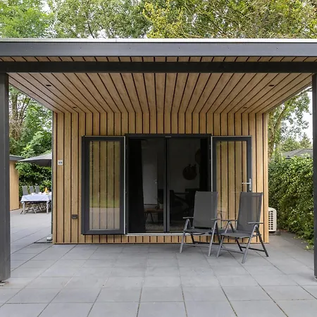 Schitterend Gelegen Luxe Ingericht 6 Persoons Met Hottub Aan De Bossen In 4-15 *