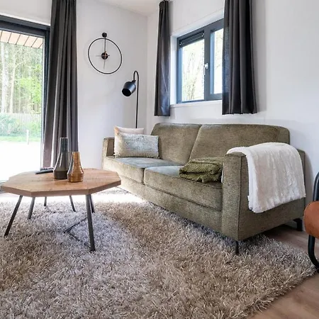 Schitterend Gelegen Luxe Ingericht 6 Persoons Met Hottub Aan De Bossen In 4-15 Domek alpejski *